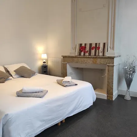 Le First République, Gare Centre Apartamento